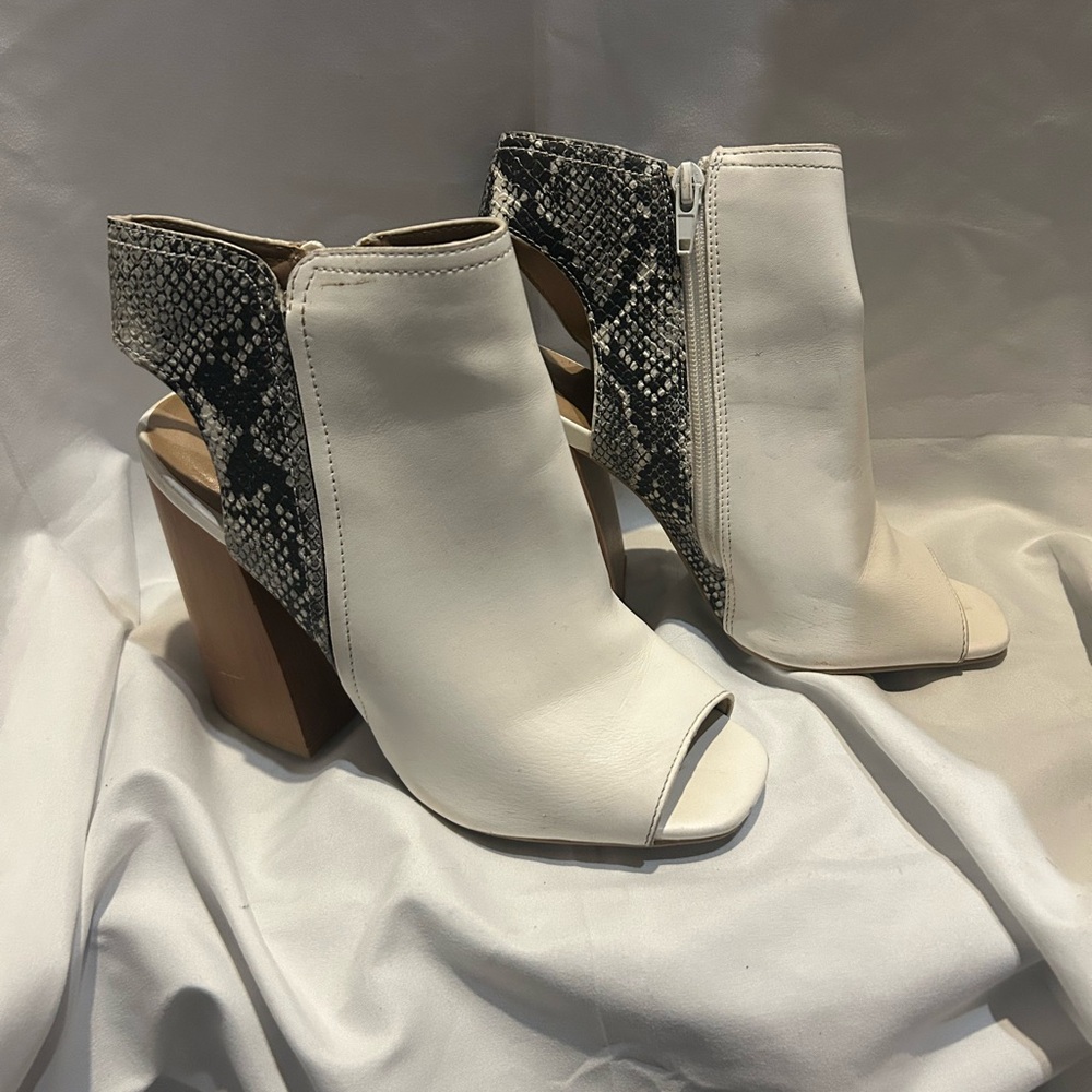 White and Black Snake Print Women's Peep Toe Heels